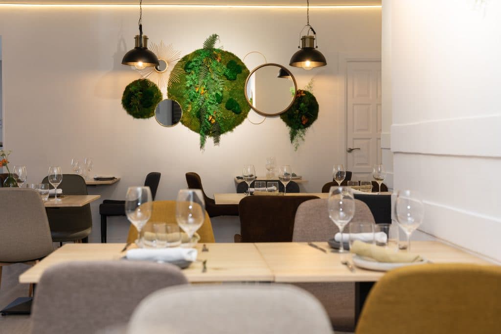 Interior del restaurante Nómada
